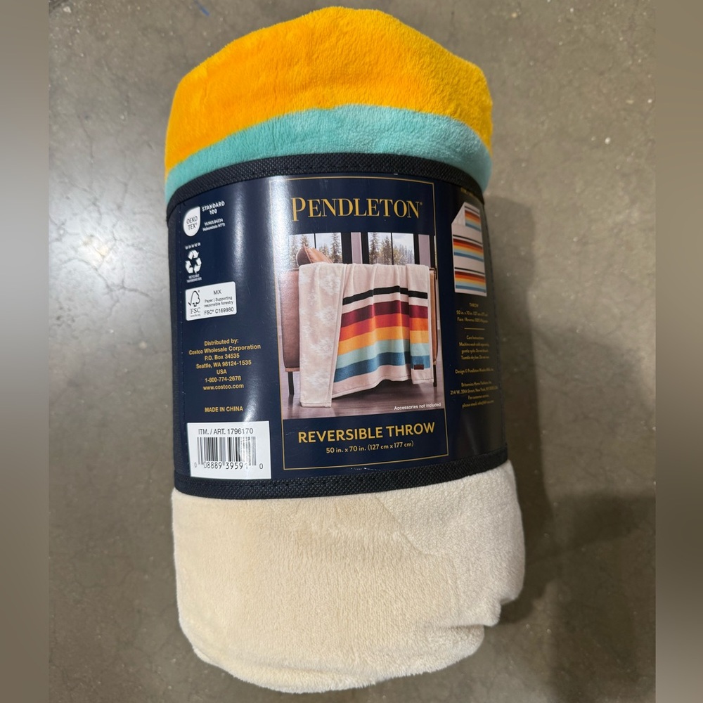 Pendleton Reversible Plush Throw - Picture 6 of 7
